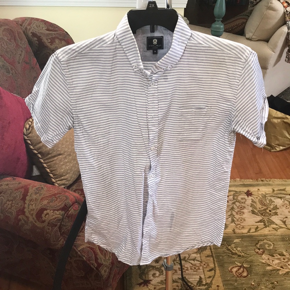 Stylish Short sleeve button down shirt